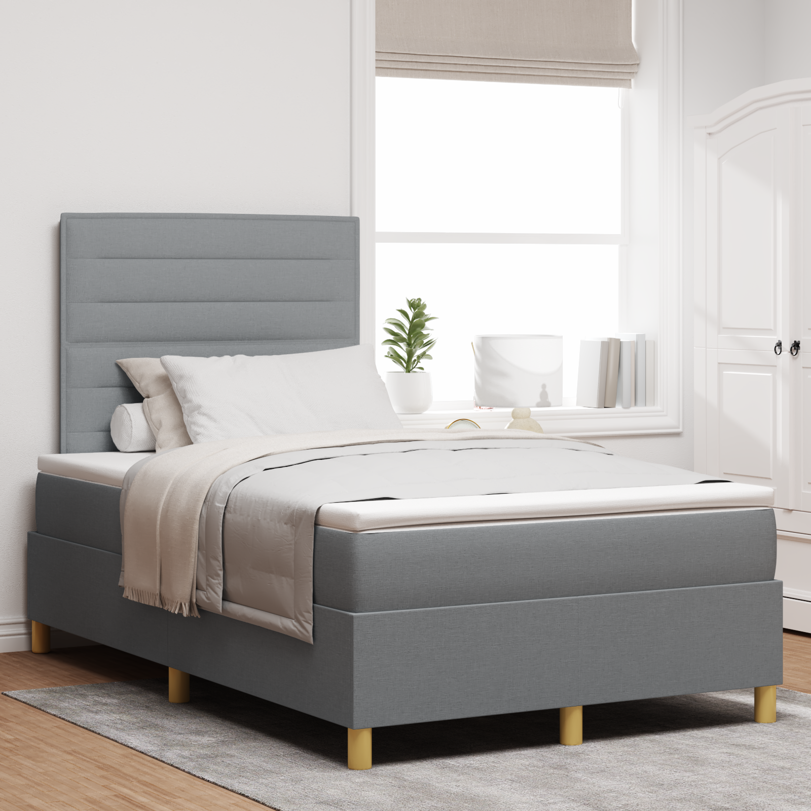 Letto Matrimoniale Piccolo Con Rete A Molle E Materasso Grigio Chiaro In Tessuto