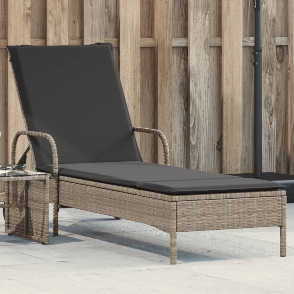 vidaXL Sonnenliege mit Rollen und Auflage Hellgrau Poly Rattan