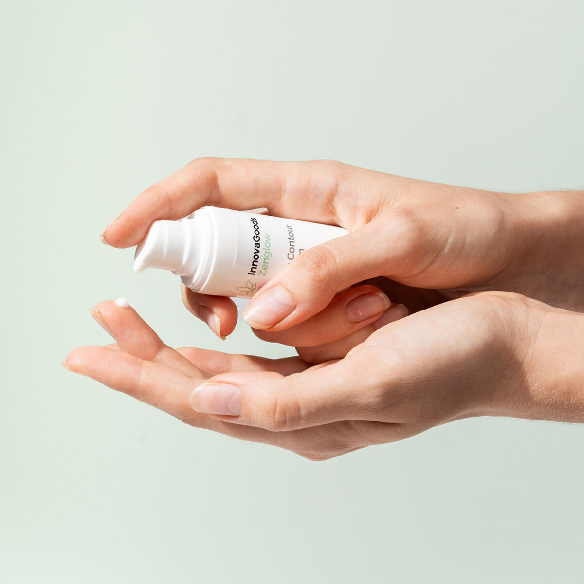 Pacchetto Trattamento Rilassante Contorno Occhi CBD InnovaGoods - Image 4