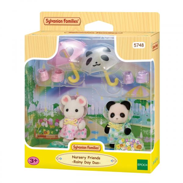 Figure Articolate - Sylvanian Families - Baby Duo In Tuta Antipioggia - Panda E Topo Marshmallow