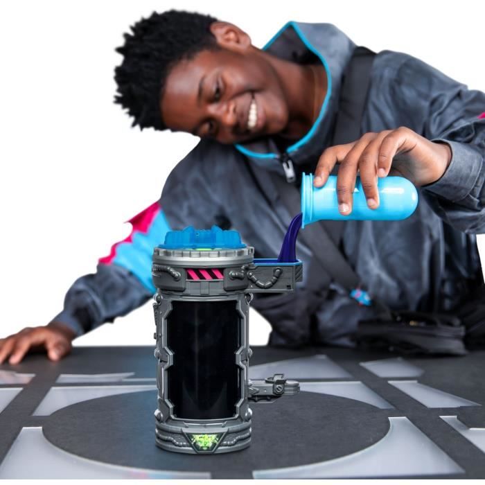 Action Figure - Mrbeast Lab - Stealth Panther - 13 Cm - Corpo Blu Traslucido - 20 Punti Di Articolazione - Image 3