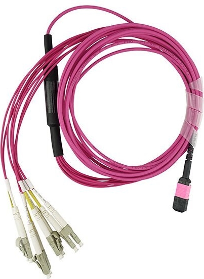 Blueoptics He67908qpH-Kb015m Kompatibles MpO-4xlc Multimode Om4 Patchkabel 15 Meter (he67908qpH-Kb015M-Bo)