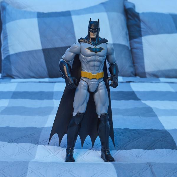 Spin Masterfigurine 30 Cm - Batman Gray Rebirth Batman - Image 3
