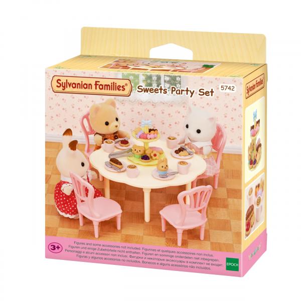 Il Tavolo Snack - Sylvanian Families - 5742 - Tovaglietta Con Sedie, Stoviglie E Pasticcini