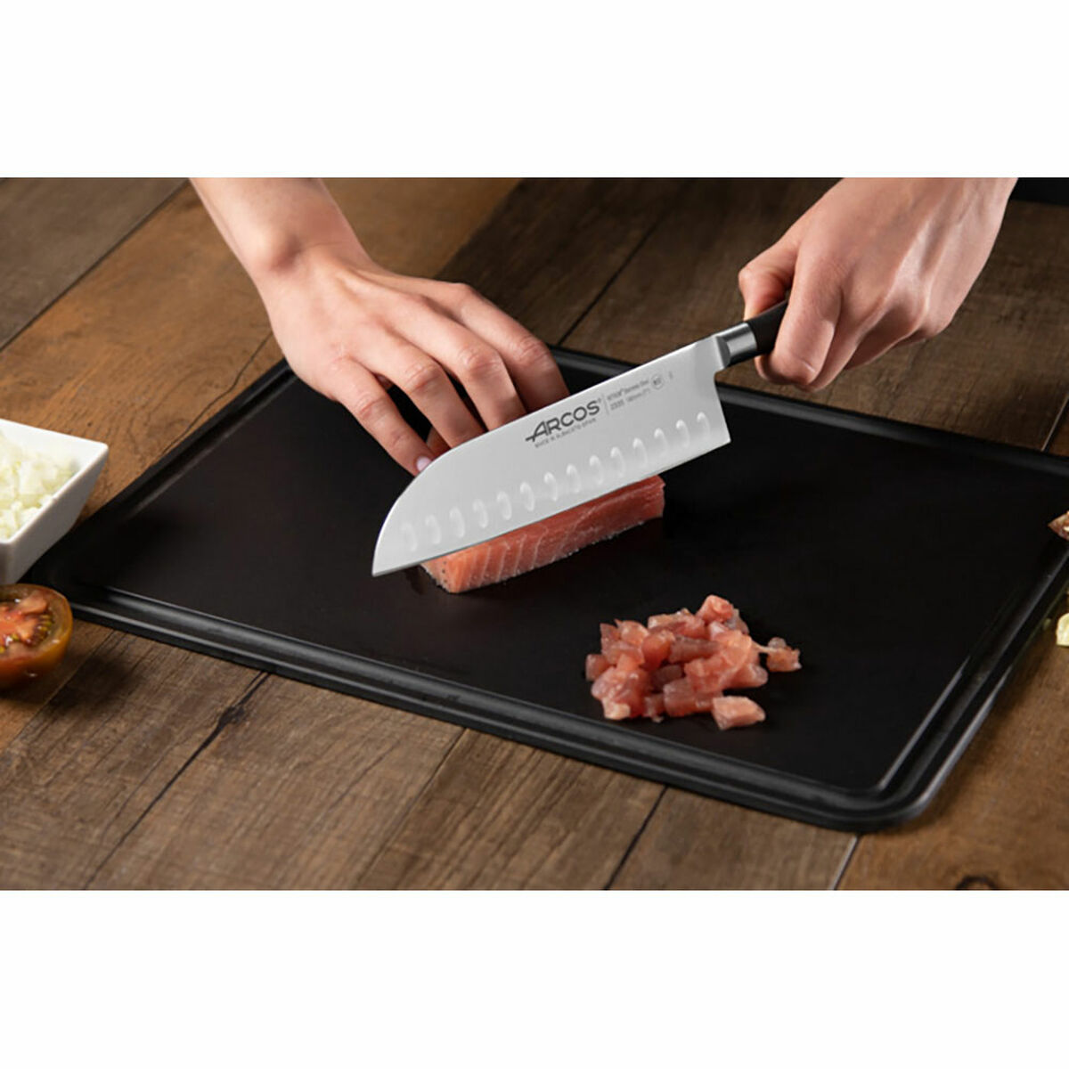 Coltello Santoku Arcos serie riviera Nero Acciaio Poliossimetilene 18 cm - Image 5