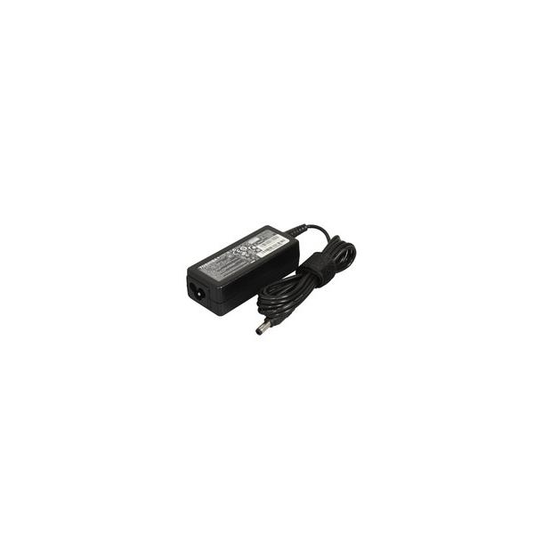 Toshiba P000532510 adattatore e invertitore Interno 45 W Nero (AC Adapter 19V 2.37A 45W includes power cable)