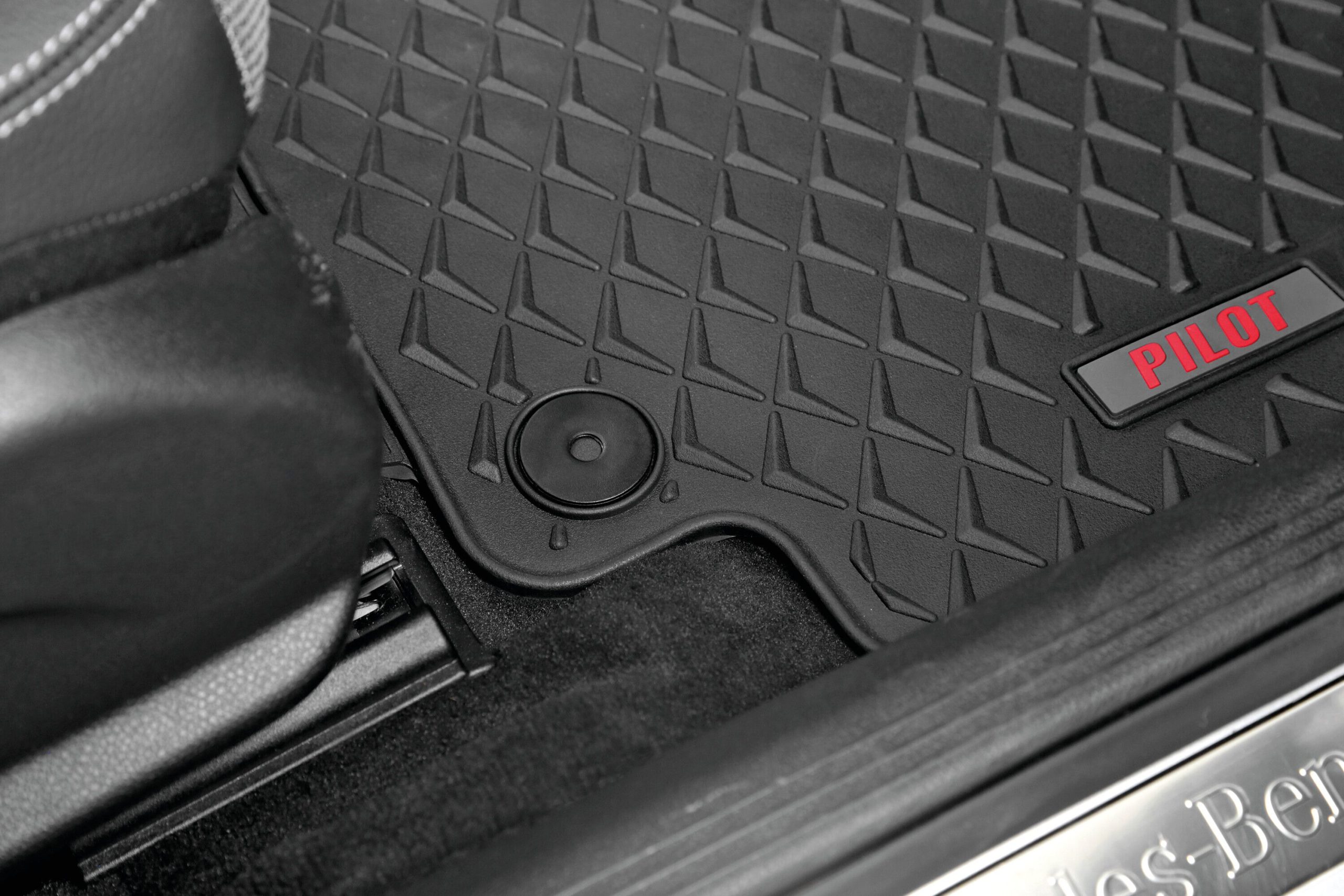 Pilot, set tappeti su misura in eco gomma - compatibile per Citroen Nemo 5p (12/08>03/14) - Citroen Nemo Van (12/08>03/14) - Fiat Fiorino (11/07>) - Fiat Qubo 5p (09/08>05/20) - Peugeot Bipper (05/08 - Image 5