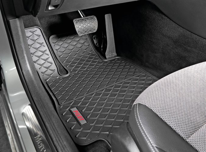 Pilot, set tappeti su misura in eco gomma - compatibile per Mercedes Classe C 4p (02/07>02/14) - Mercedes Classe C Coupè (04/11>11/15) - Mercedes Classe C sw (01/08>08/14) - Image 3