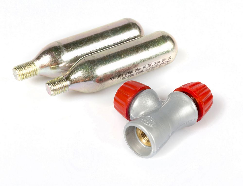 ON BIKE Erogatore CO2 Con Cartucce 16 Gr Gonfiaggio Rapido