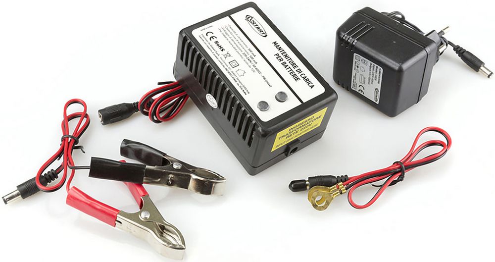 Mantenitore di Carica per Batterie Auto e Moto – Protezione e Durata