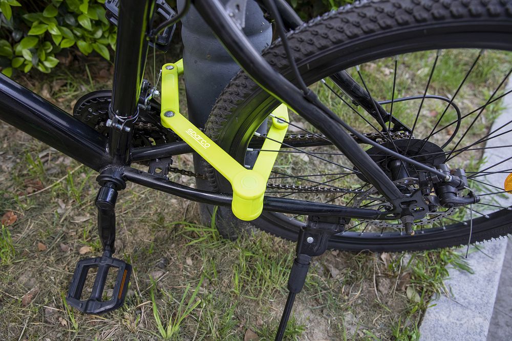 Lucchetto pieghevole per bicicletta giallo con combinazione Sparco - Image 3