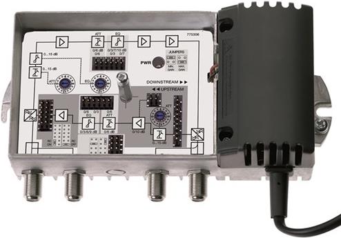 Triax Ghv 920 Multimediafähiger Bk Verst Mit Akt. Rk 20 Db (323150)
