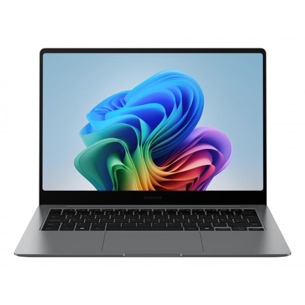 Samsung Galaxy Book5 Pro Copilot+ PC Intel Core Ultra 5 226V Computer portatile 35,6 cm [14] Touch screen WQXGA+ 16 GB LPDDR5x-SDRAM 256 GB SSD Wi-Fi 7 [802.11be] Windows 11 Pro Inglese UK Grigio (Sa