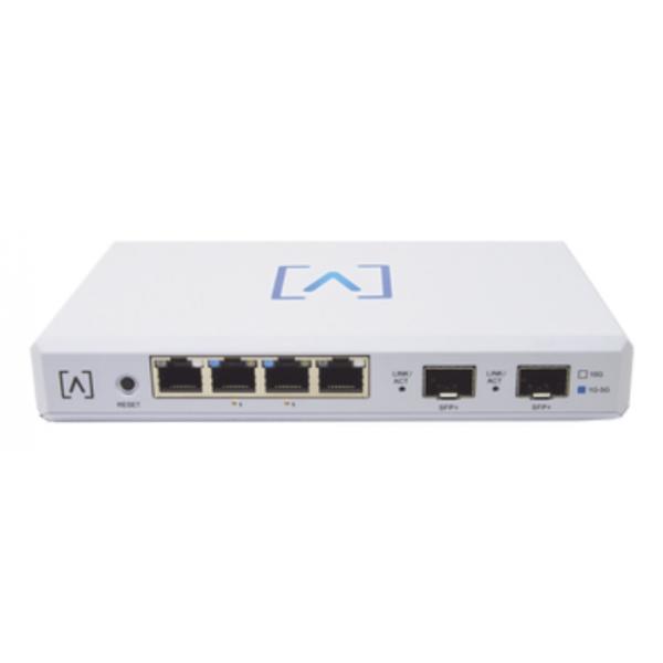Alta Labs ROUTE10 switch di rete 2.5G Ethernet [100/1000/2500] Supporto Power over Ethernet [PoE] Bianco (Alta Labs 10Gbps PoE+ 4 Port Router with SFP+ - Route10)
