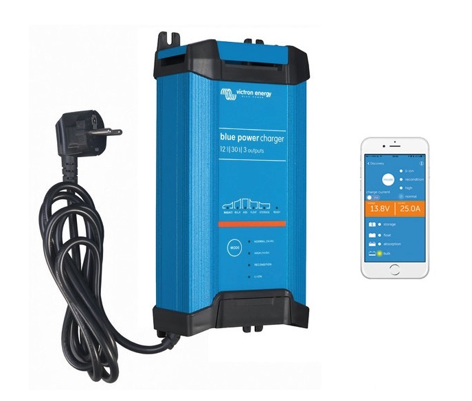 Victron Energy Caricabatterie IP22 12/20 20Ah 3 uscite