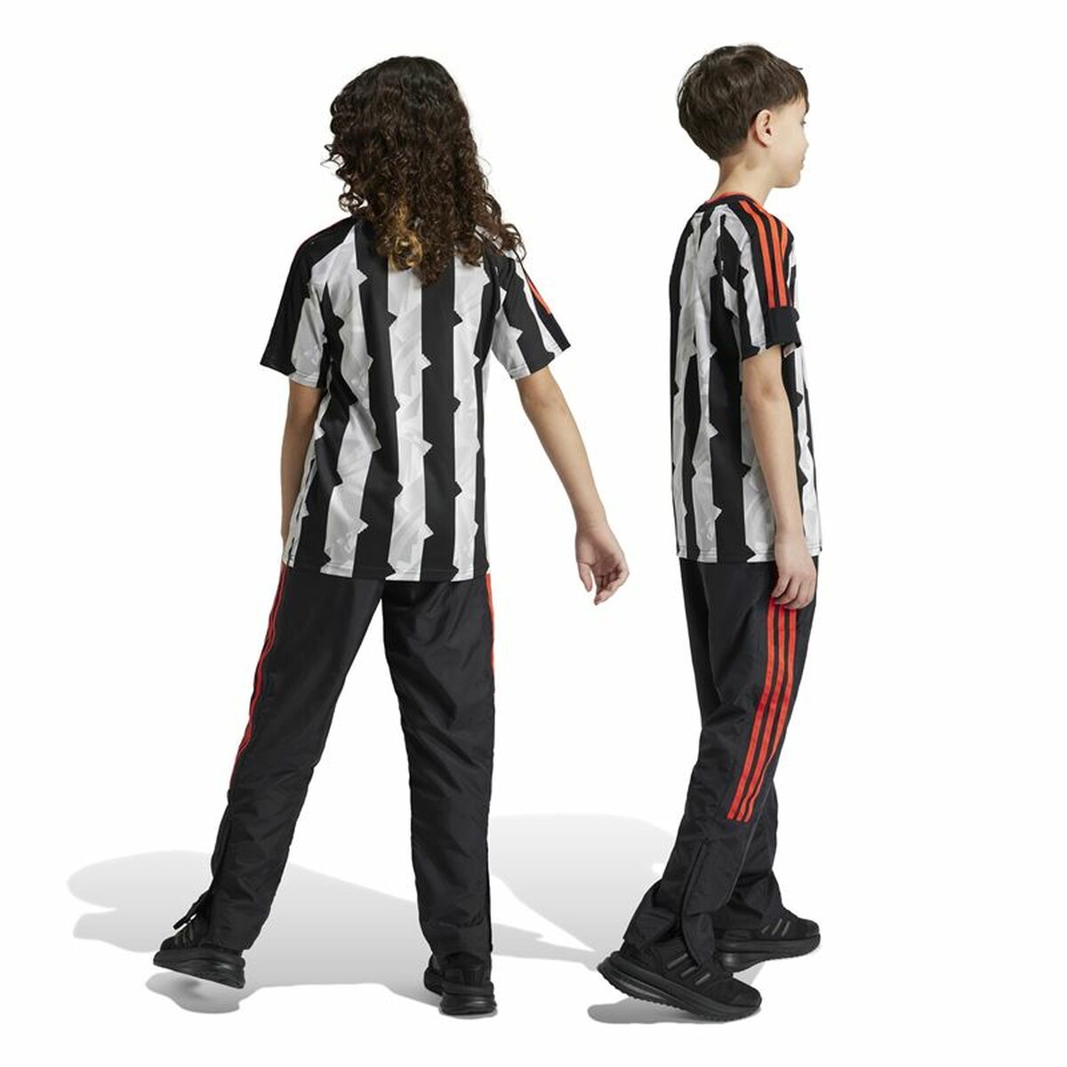 Pantalone Lungo Sportivo Adidas Tiro Woven Nero Unisex Taglia:Taglia - 7-8 Anni - Image 3