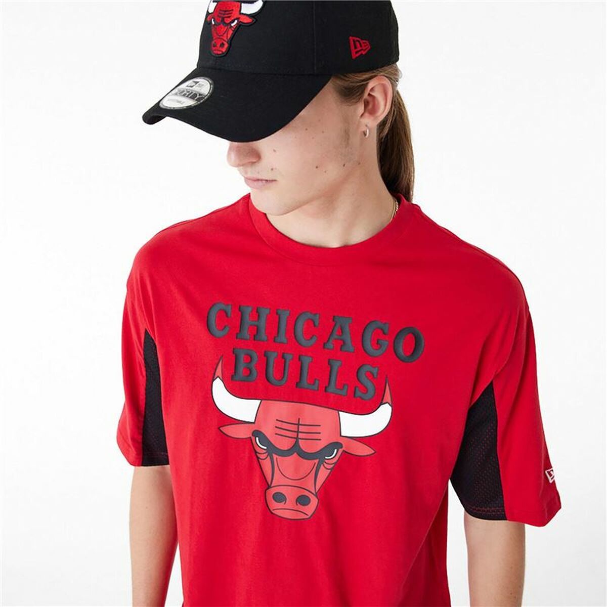 Maglia a Maniche Corte Uomo New Era NBA MESH PANEL OS TEE CHIBU 60435481 Rosso (L) - Image 6